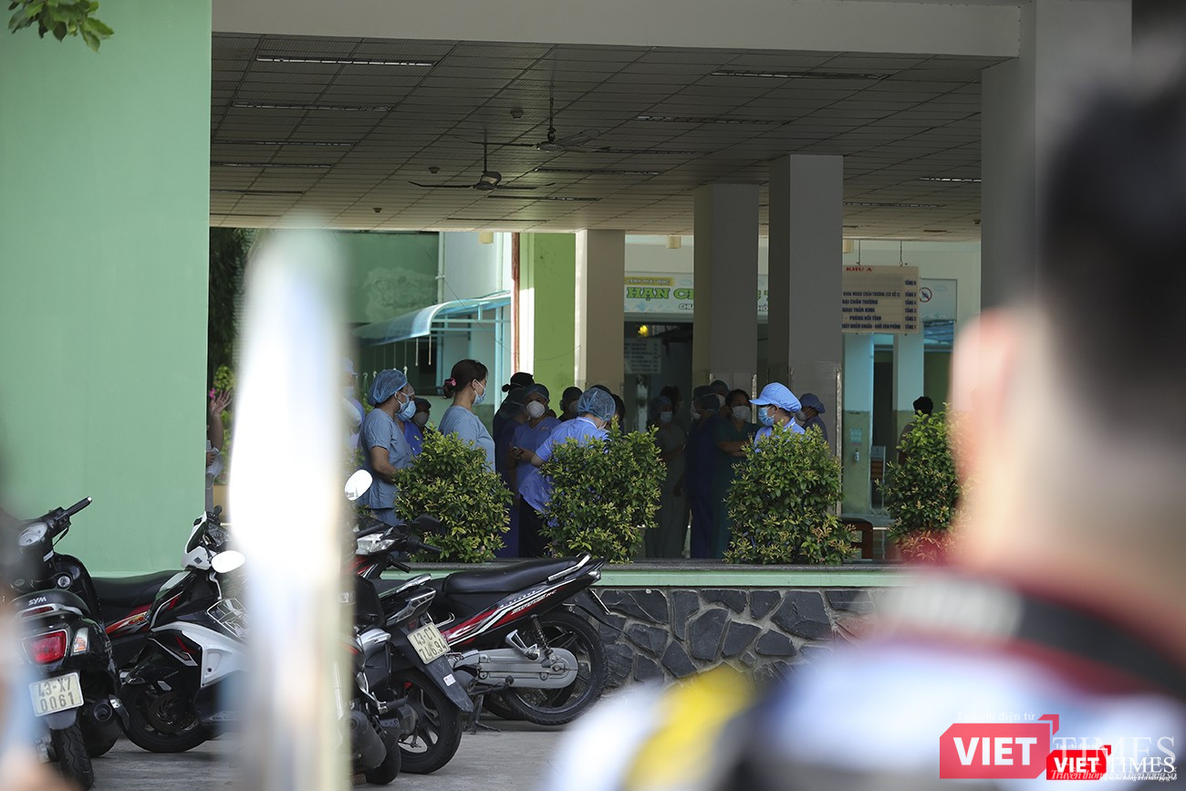 Bên trong Bệnh viện Đà Nẵng trước giờ dỡ bỏ lệnh phong tỏa