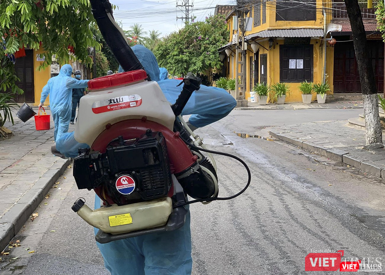 Thiết bị phun di động cũng được huy động