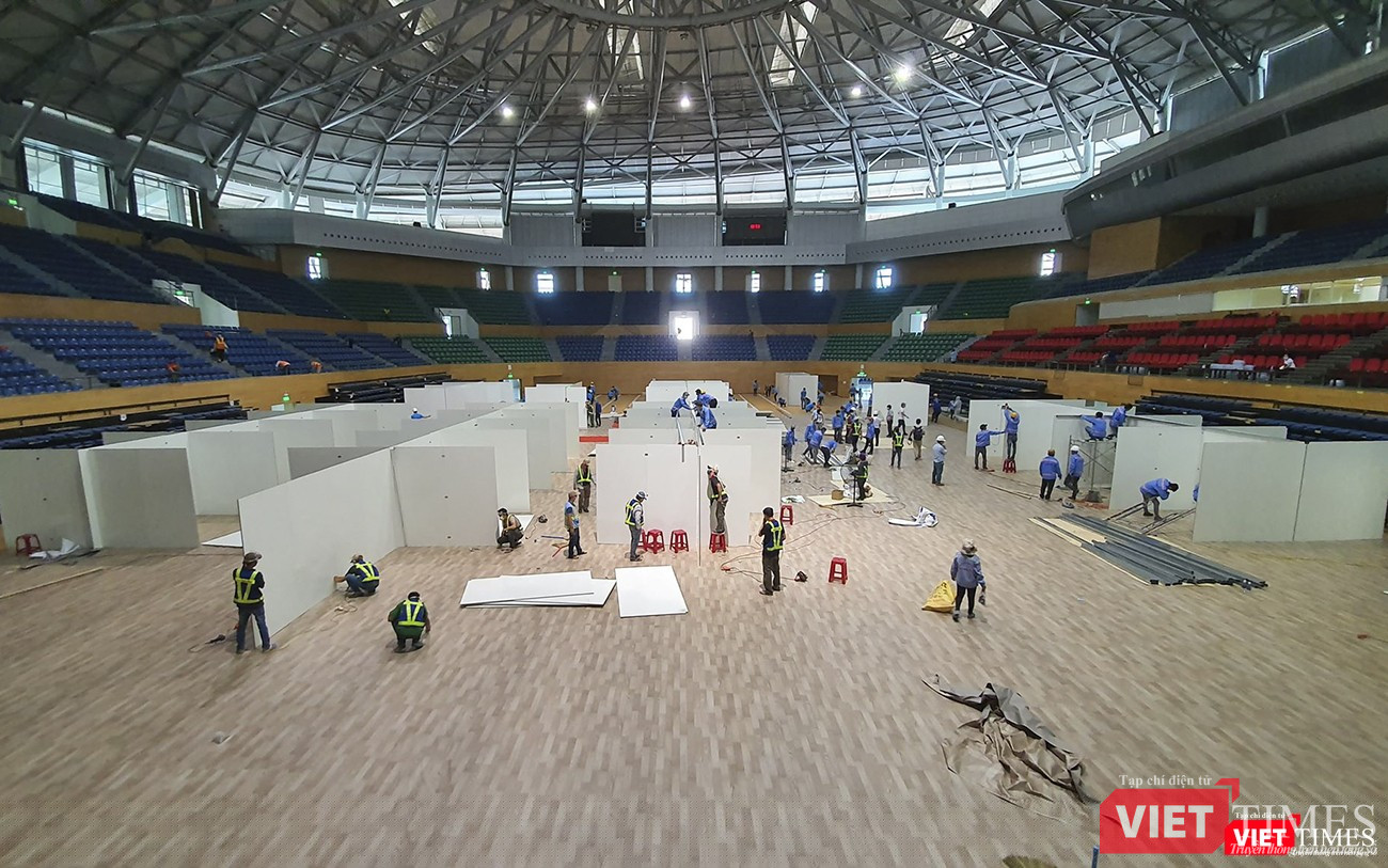 Dự kiến đến ngày 5/8, bệnh viện dã chiến tại Cung thể thao Tiên Sơn sẽ được hoàn thành và dưa vào sử dụng