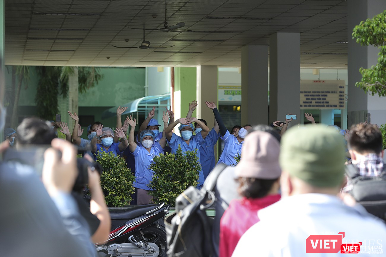 Niềm vui của đội ngũ y bác sĩ