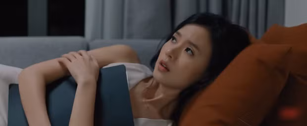 Đêm nào cô cũng bị giấc mơ ám ảnh