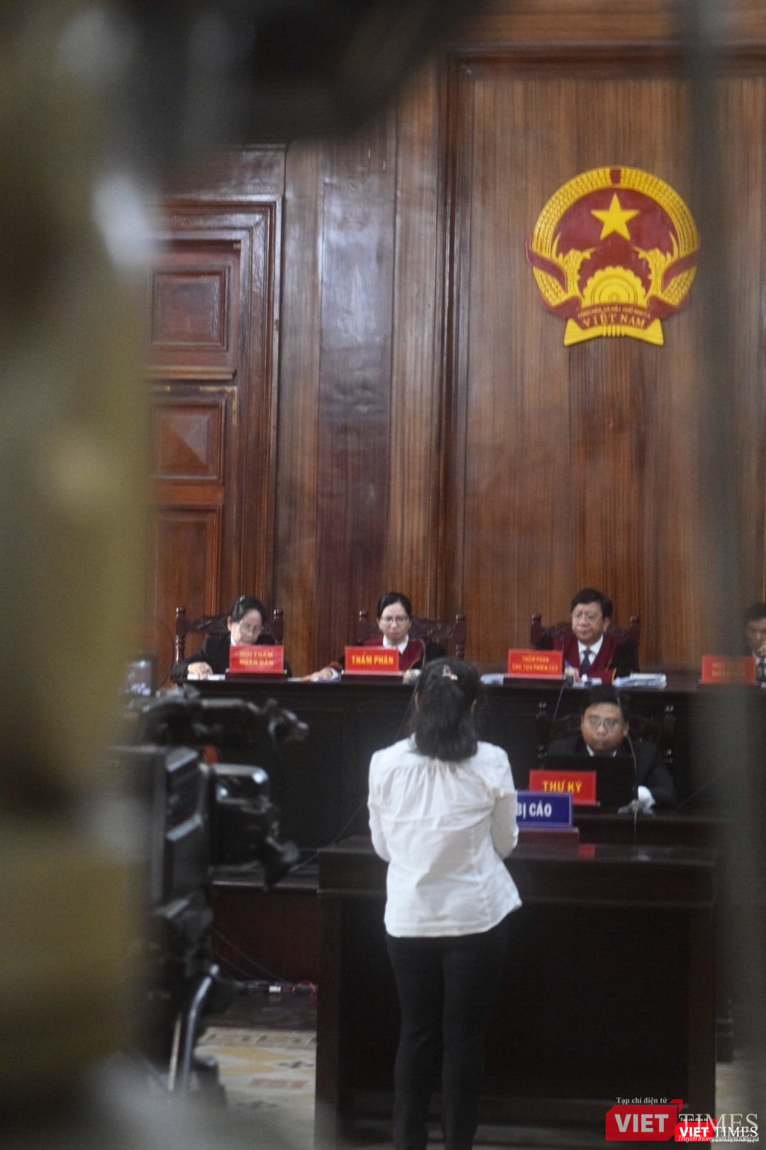 Bị cáo Phạm Quỳnh Trang bị đề nghị mức phạt tù 3-4 năm