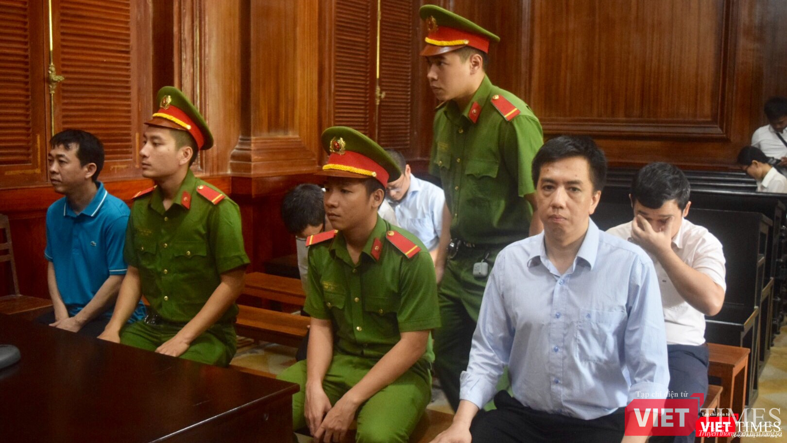 Bị cáo Võ Mạnh Cường liên tục tìm cách “quậy” trong các phiên tòa