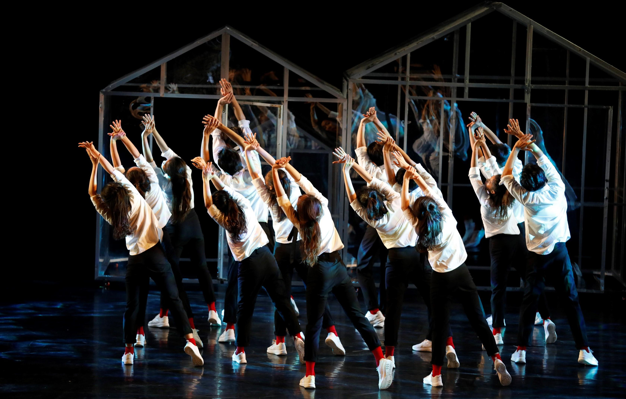 Đạo cụ những ngôi nhà gây hiệu quả thị giác mạnh mẽ