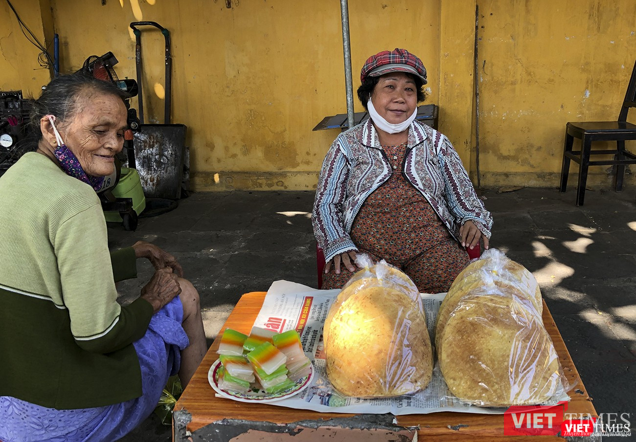 Bánh tráng khoai lang và bánh da lợn, món quà quê không thể thiếu trước khi rời Hội An