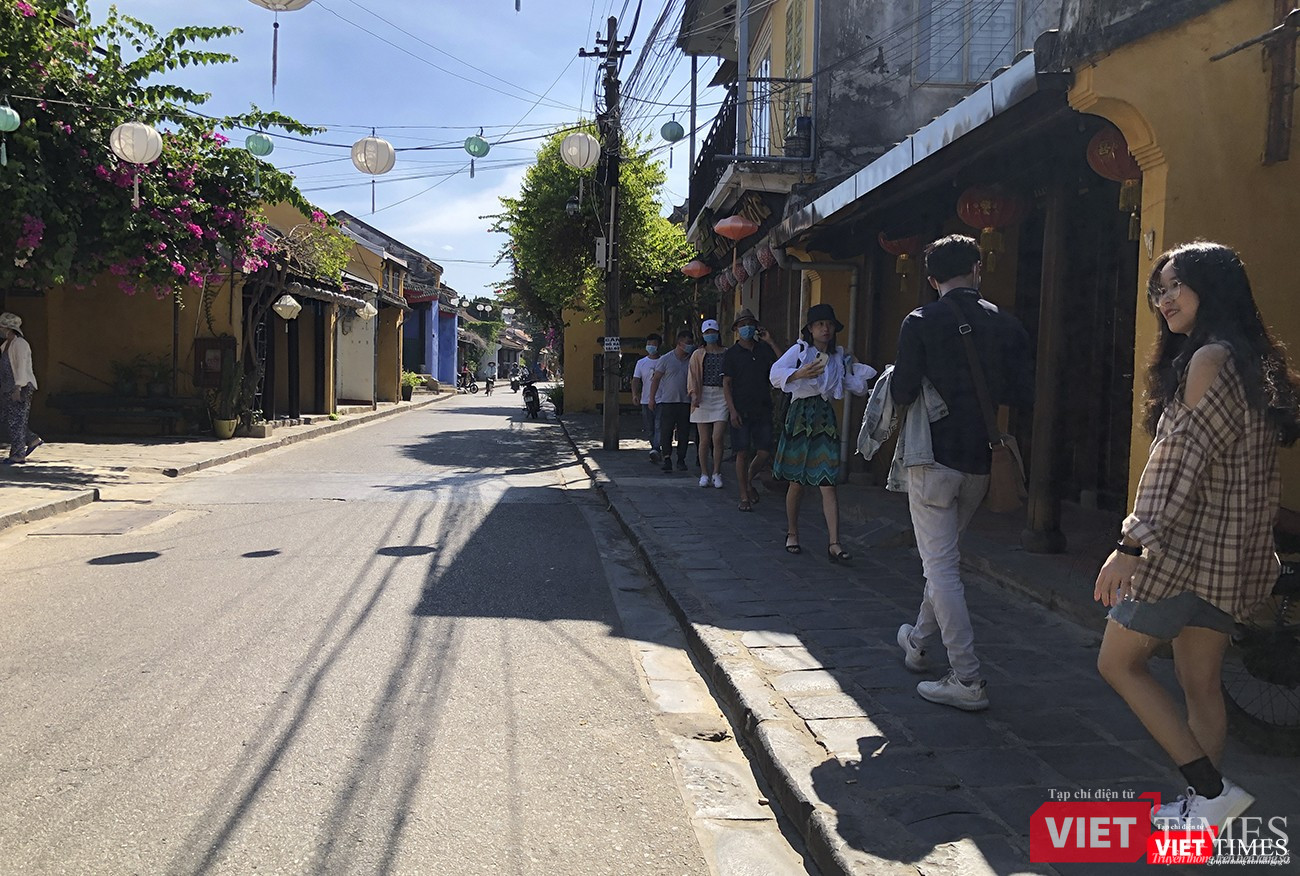 Các bạn trẻ từ Đà Nẵng, Tam Kỳ đã bắt đầu trở lại Hội An