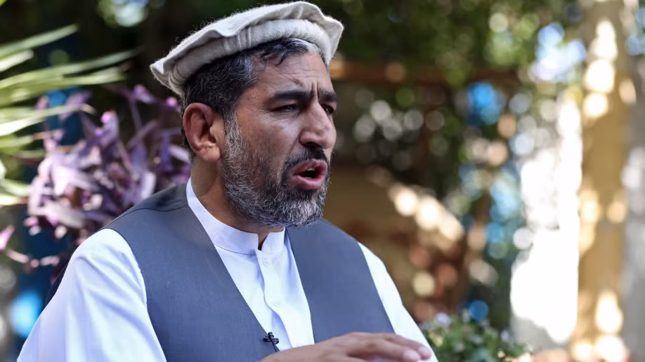 Ông Ajmal Omar khẳng định về sự hiện diện đang gia tăng của IS ở Afghanistan (Ảnh: AP)