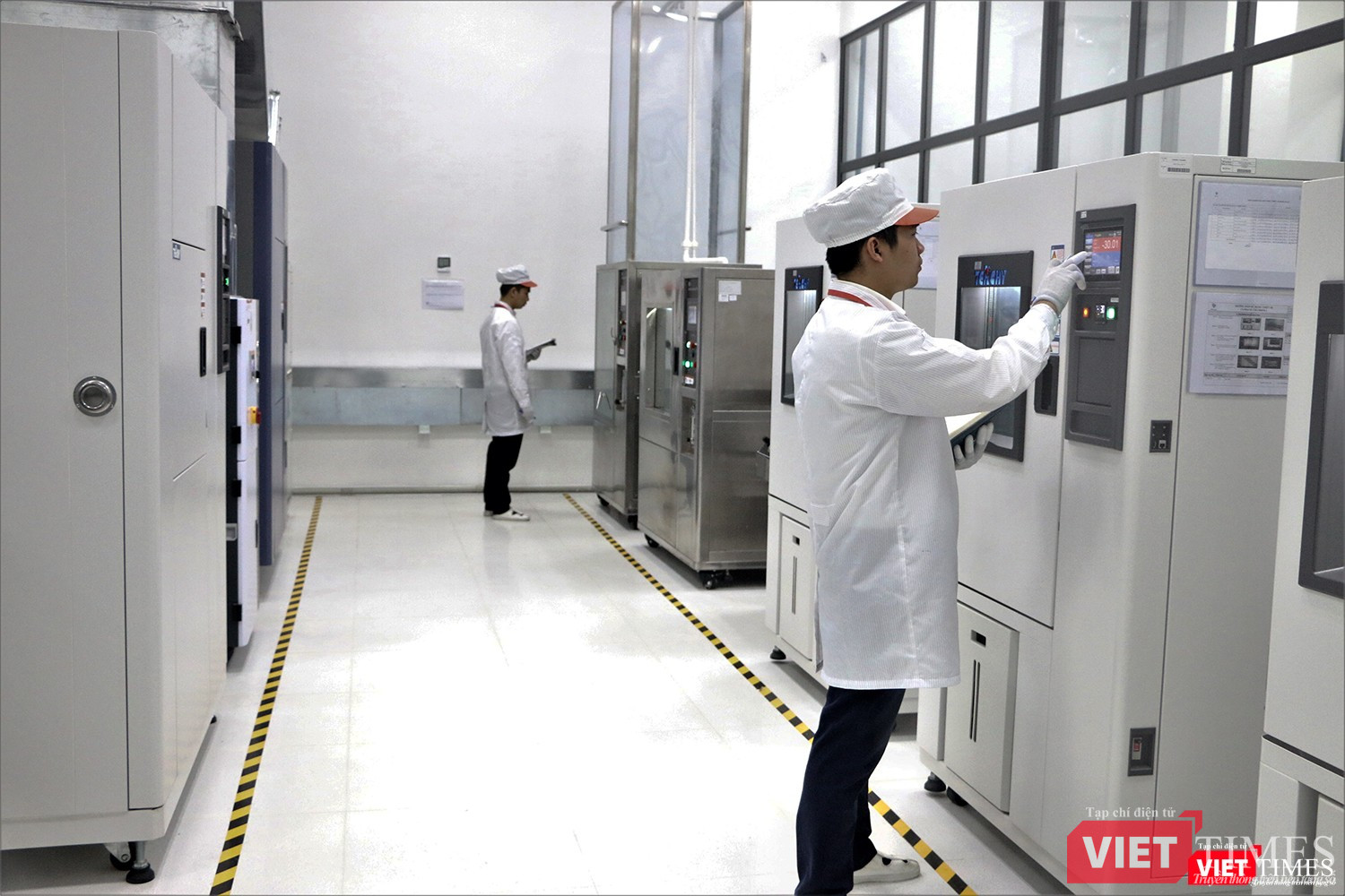 Phòng thí nghiệm khả năng chịu đựng nhiệt độ của thiết bị