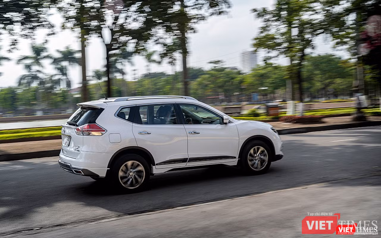 Khả năng tăng tốc và cách âm không phải thế mạnh của Nissan X-Trail V-Series. Khả năng tăng tốc và cách âm không phải thế mạnh của Nissan X-Trail V-Series.