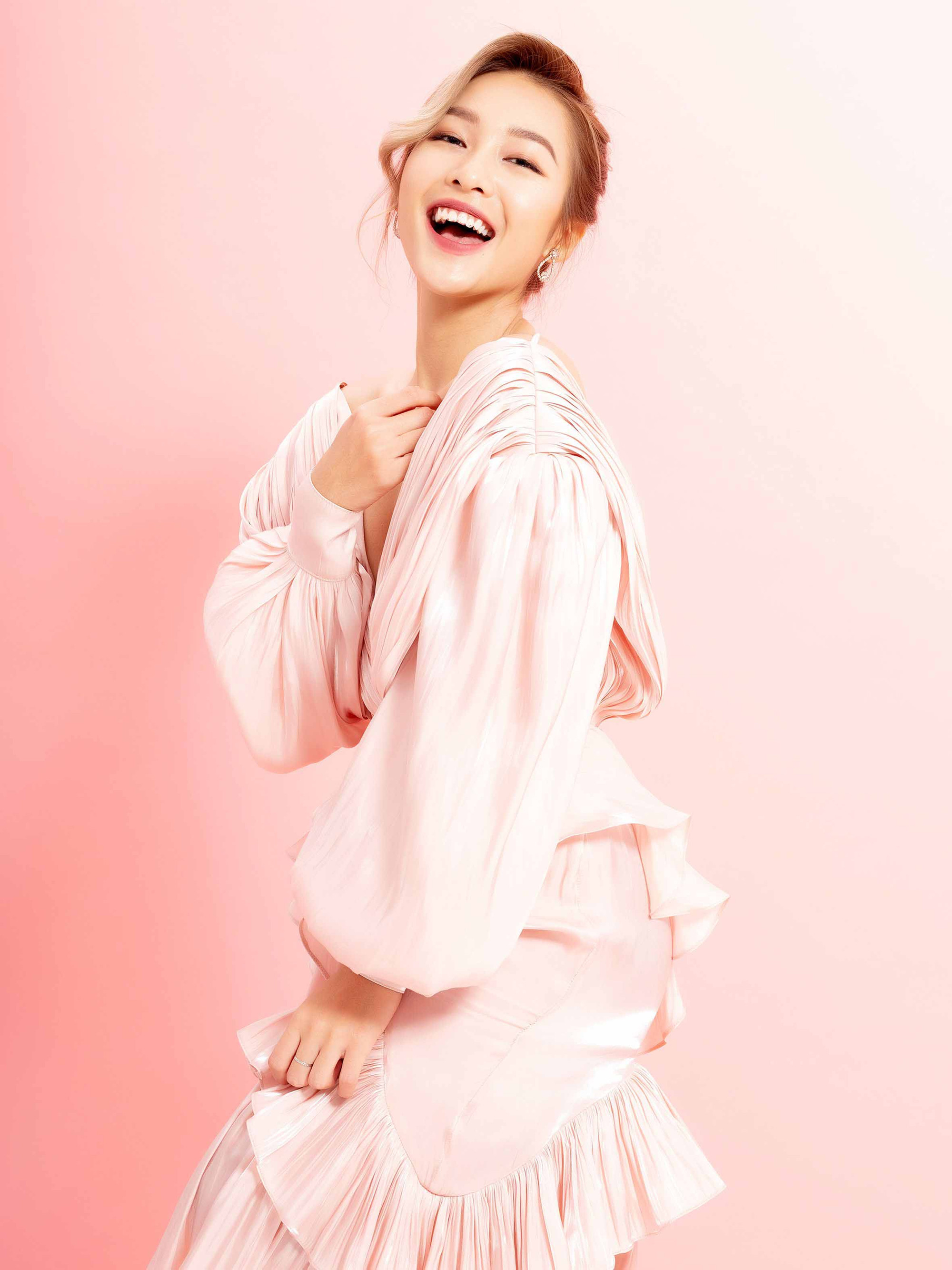 Mang sức trẻ đến cho khán giả Việt