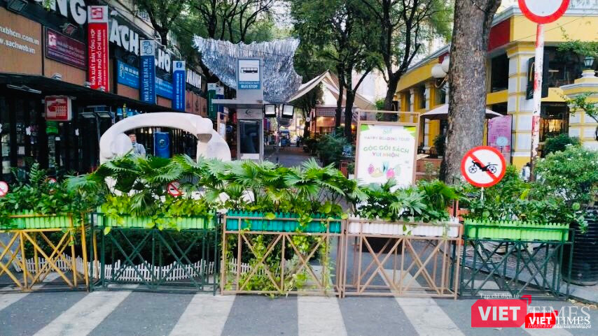 Đường sách TP.HCM đã tạm dừng hoạt động theo yêu cầu từ UBND TP.HCM để thực hiện công tác phòng, chống dịch COVID-19 (Ảnh: Hòa Bình) Đường sách TP.HCM đã tạm dừng hoạt động theo yêu cầu từ UBND TP.HCM để thực hiện công tác phòng, chống dịch COVID-19 (Ảnh: Hòa Bình)