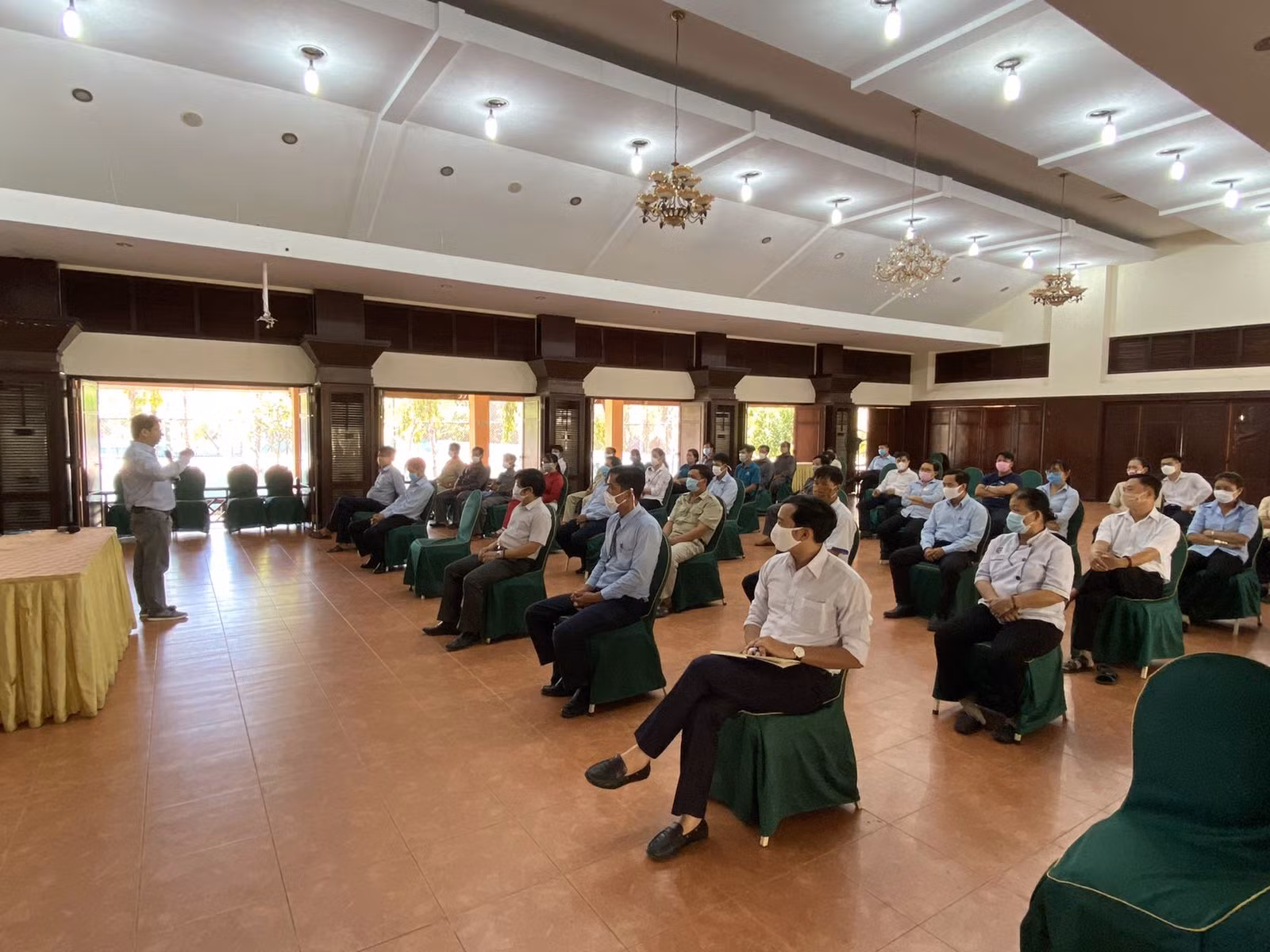 Tập huấn cho cơ sở cách ly cao cấp tại Cần Giờ chiều 19/3 (Ảnh: Sở Du lịch cung cấp) 