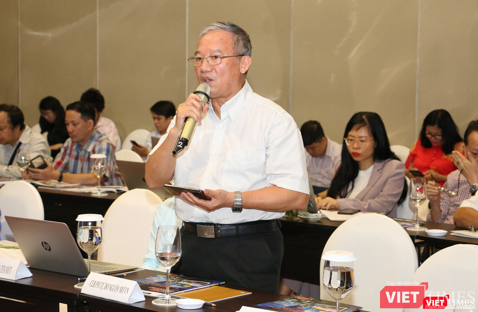 ông Nguyễn Hồng Quang - Chủ tịch CLB Phần mềm Tự do Nguồn mở Việt Nam (ảnh: Đăng Khoa)