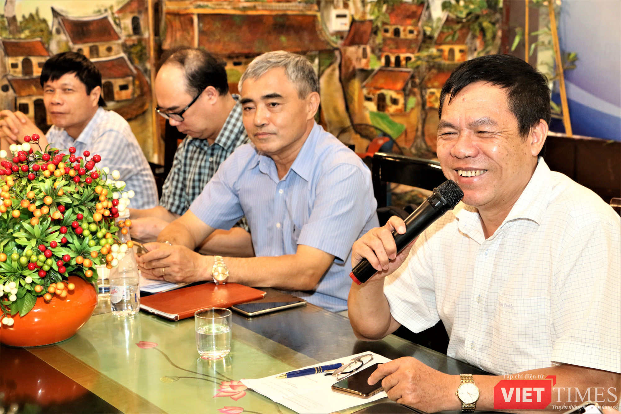 Ban lãnh đạo Hội Truyền thông Số Việt Nam (ảnh: Đăng Khoa)