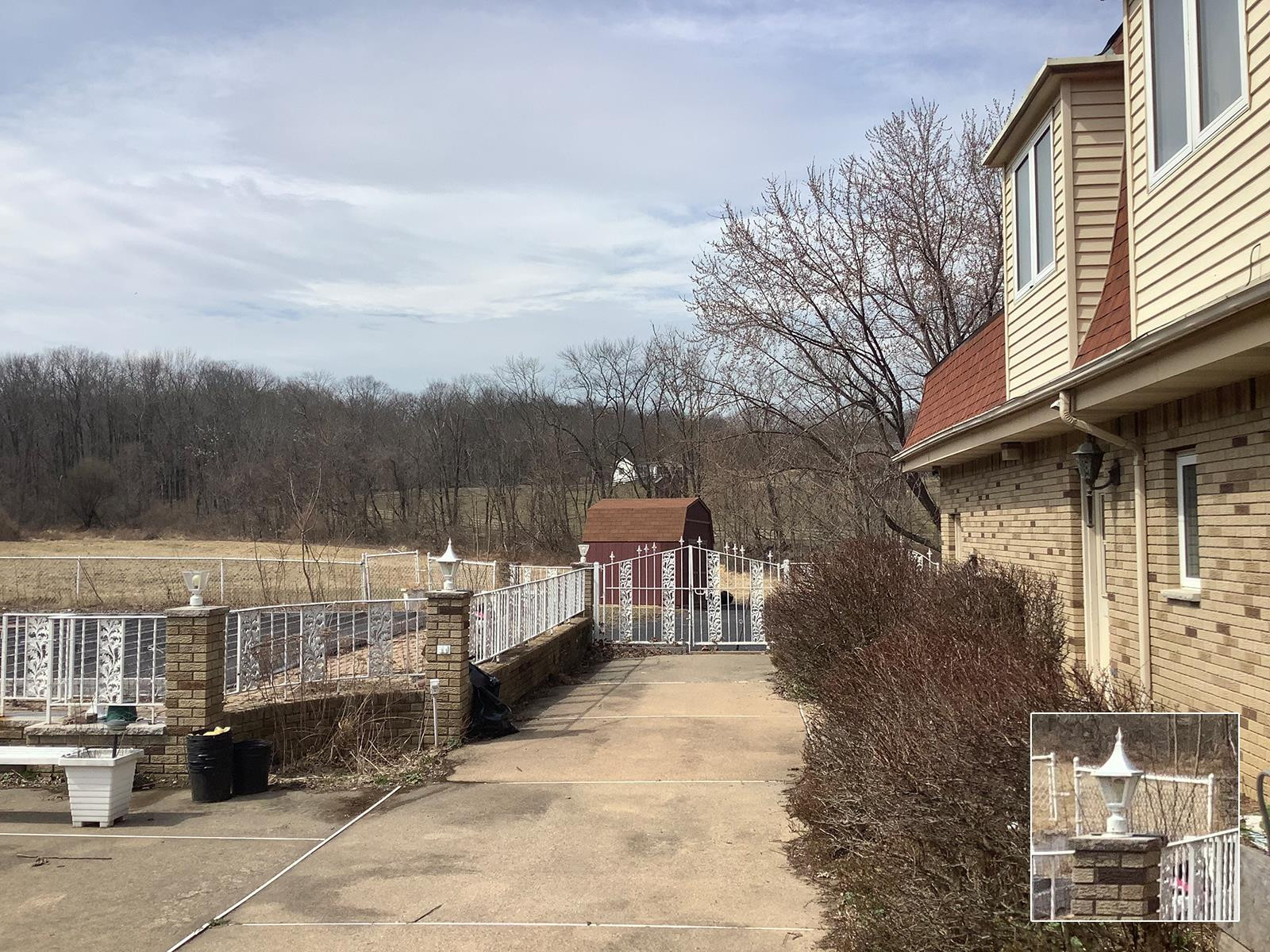 ảnh: Phone Arena ảnh: Phone Arena