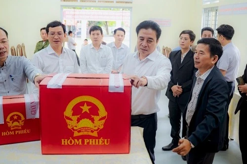 Bầu cử đại biểu Quốc hội và HĐND các cấp kết thúc bỏ phiếu khi nào?