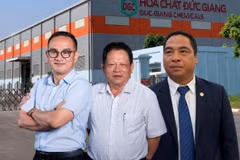 Lãnh đạo lần lượt bị khởi tố, “sức khoẻ” Hoá chất Đức Giang hiện ra sao?