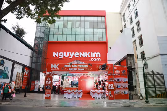 Vì sao Nguyễn Kim đánh mất “ngai vàng” ngành điện máy?