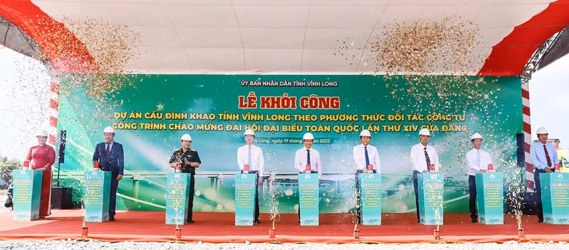nghi-thuc-khoi-cong-20251219114738.jpg