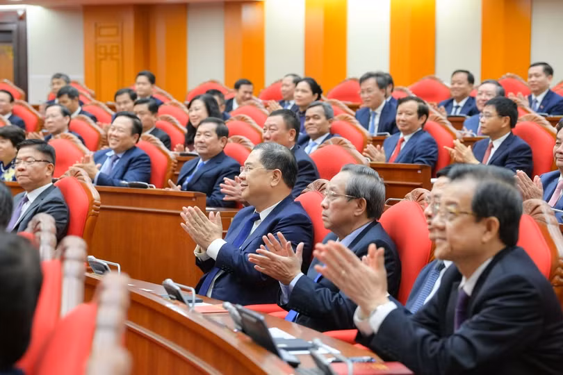23-12-daibieu3.jpg