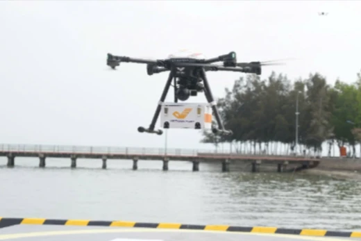 Cận cảnh UAV Make in Vietnam vận chuyển bưu chính vượt biển