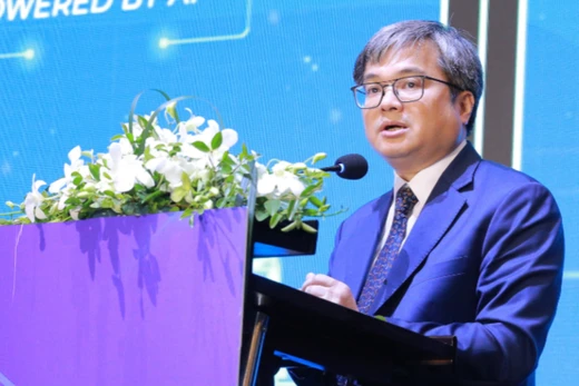 Ông Trương Việt Dũng khẳng định Hà Nội sẽ xây dựng đô thị thông minh xoay quanh một số trục lớn bảo đảm sự cân bằng.