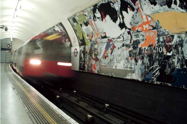 Trong quá trình diễn ra Thế vận hội London 2012, mạng lưới Vận tải London (TfL) phải quản lý 18 triệu lộ trình di chuyển của khán giả xem các trận thi đấu.