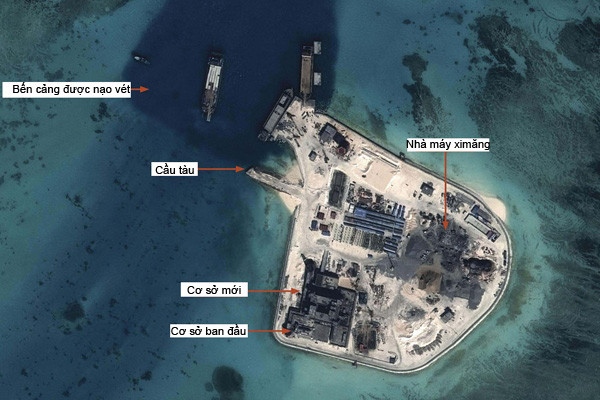 Đá Gạc Ma đã trở thành đảo nhân tạo nối với cơ sở ban đầu của bãi đá này, có cả 1 sân bay trực thăng và 1 trạm xi măng - Ảnh: Airbus Defence & Space/IHS Jane’s