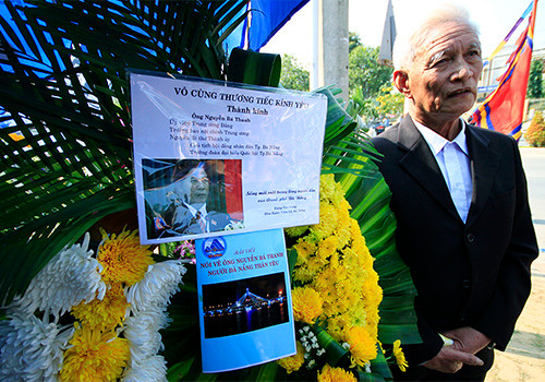 Hàng nghìn người tiễn biệt ông Nguyễn Bá Thanh ảnh 2