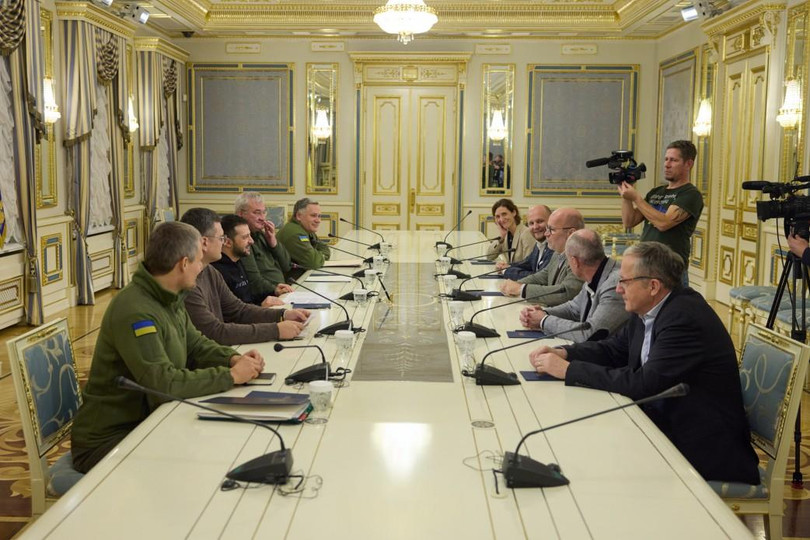 Cuộc gặp của Tổng thống Ukraine Volodymyr Zelensky với phái đoàn Slovakia, Kyiv, ngày 8/12/ 2022. Ảnh: Văn phòng Tổng thống