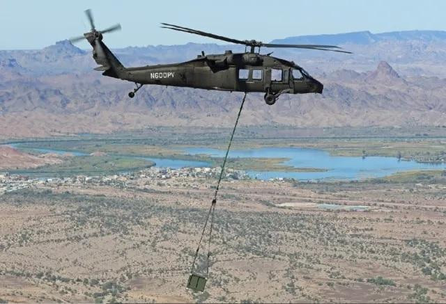 Những chuyến bay Black Hawk không người lái được thực hiện vào tháng 10/2022 tại thao trường thử nghiệm Yuma Arizona. Ảnh Sikorsky Những chuyến bay Black Hawk không người lái được thực hiện vào tháng 10/2022 tại thao trường thử nghiệm Yuma Arizona. Ảnh Sikorsky