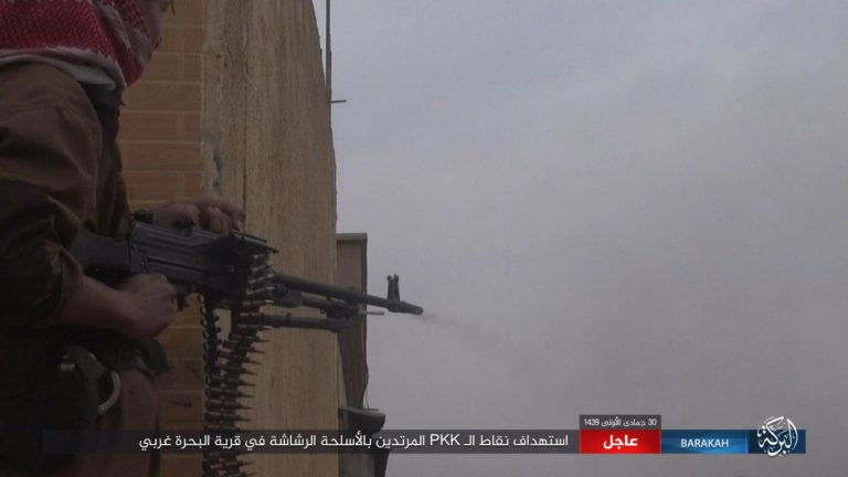 Mỹ lại không kích nhầm đồng minh, IS đánh người Kurd Syria điên đảo ảnh 10