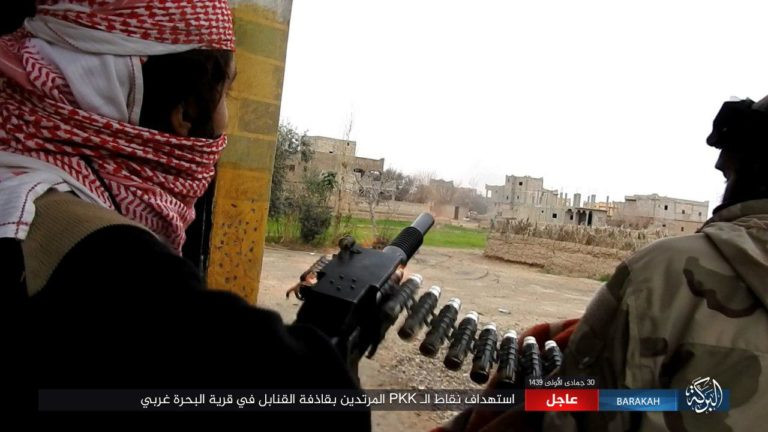 Mỹ lại không kích nhầm đồng minh, IS đánh người Kurd Syria điên đảo ảnh 2