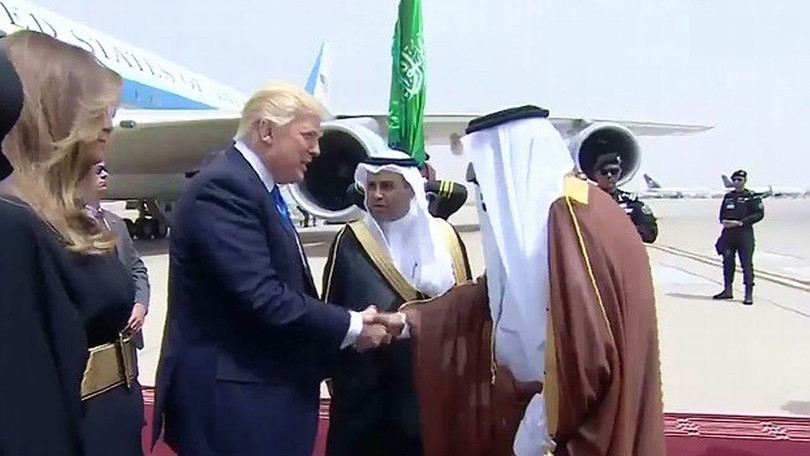 Lễ đón tại sân bay