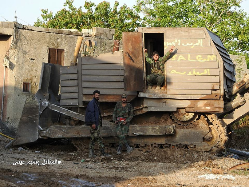 Quân đội Syria tung đòn dữ dội chiếm quận chiến lược nam Damascus ảnh 7