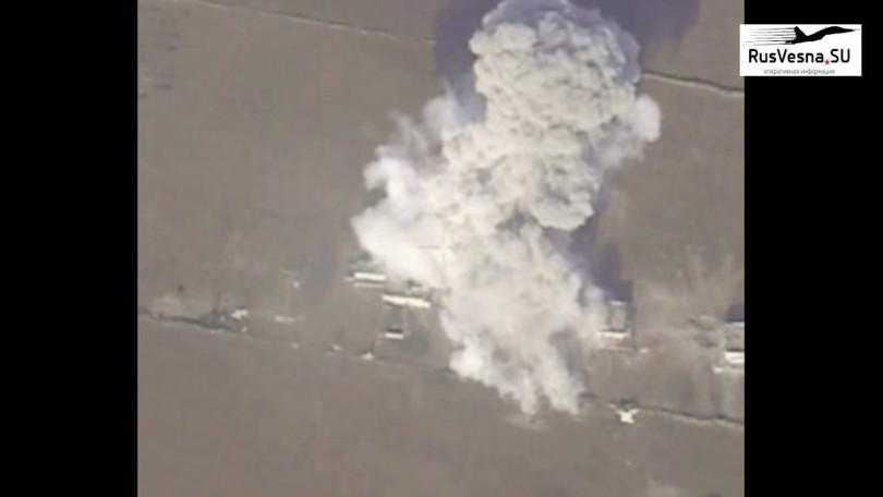 Không quân Syria không kích trên chiến trường Hama. Ảnh minh họa Masdar News