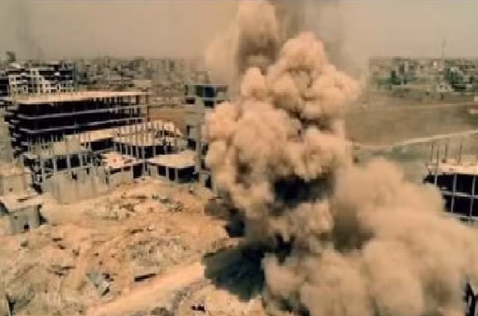 Quân đội Syria tiến công vào quận Yarmouk từ quận Hajar quận Al-Aswad. anh minh họa video Ruptly