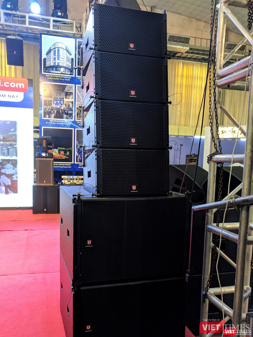 Trải nghiệm VR và AR tại Triển lãm VIBASHOW & VIETCON 2018 ảnh 8