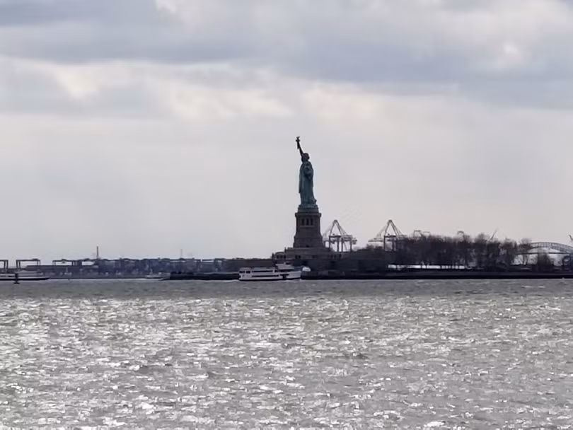 Galaxy S9+ “đọ súng” Google Pixel 2 XL: Đâu là smartphone có camera tốt nhất? ảnh 15