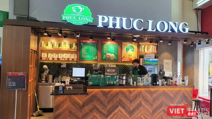 Một cửa hàng Phúc Long bên trong chuỗi siêu thị WinMart/WinMart+ Một cửa hàng Phúc Long bên trong chuỗi siêu thị WinMart/WinMart+