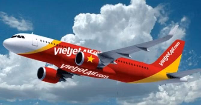 Với kế hoạch IPO để thu 800 triệu USD, Vietjet Air có thể phải chọn thị trường Hong Kong hoặc Singapore để bán cổ phiếu. Ảnh: Bloomberg.