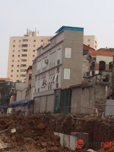 Đường Nguyễn Văn Huyên (Cầu Giấy) dù chưa hoàn thiện...