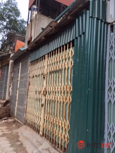 ... nhưng đã xuất hiện nhiều nhà siêu mỏng như thế này.