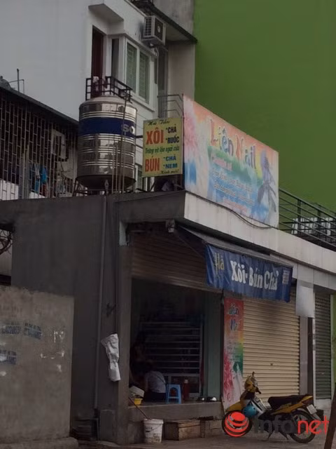 ... nhưng cũng đã có nhà siêu mỏng, méo hoàn thành.