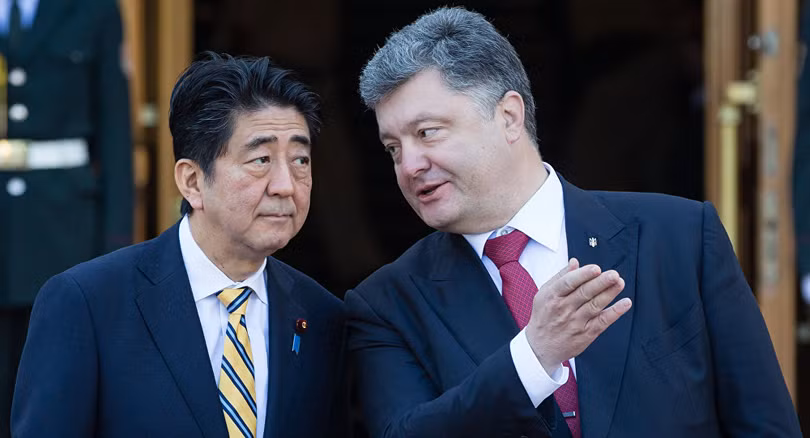 Thủ tướng Nhật Bản Shinzo Abe đang có chuyến thăm Ukraine