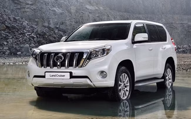 So sánh Toyota Land Cruiser Prado với Ford Explorer 2017 ảnh 8