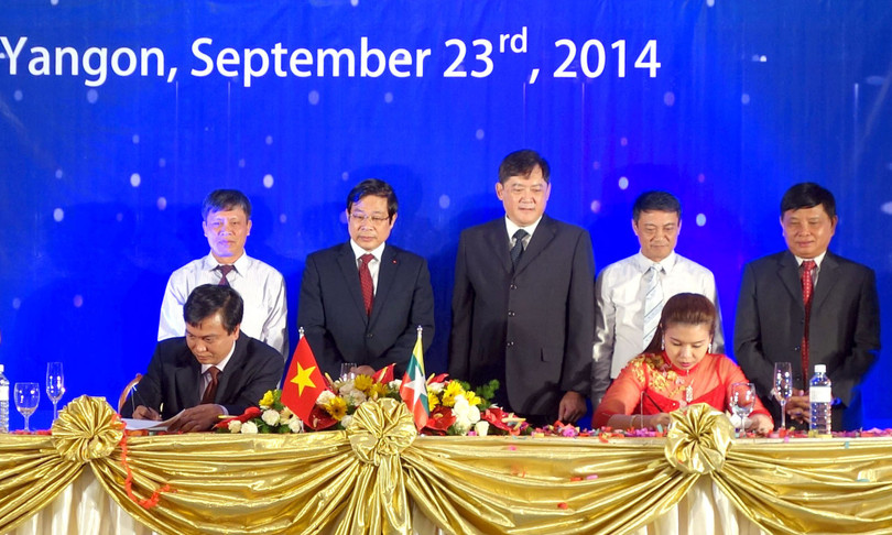 VNPT đã khai trương văn phòng đại diện tại Myanmar vào tháng 9/2014 và sắp tới sẽ mở rộng hơn nữa phạm vi kinh doanh dịch vụ thông qua liên doanh với Meridian và Elite.