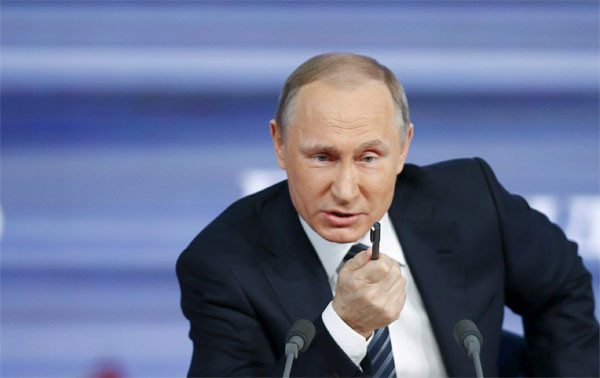 Tổng thống Putin trong cuộc họp báo. Ảnh:Reuters