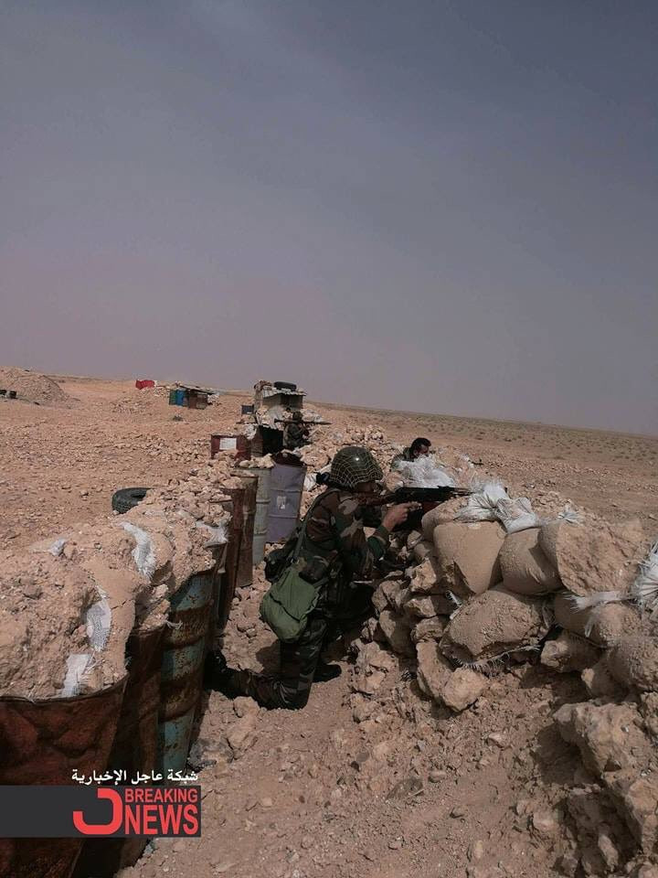 Quân Syria tấn công mở rộng kiểm soát sát căn cứ Mỹ trên sa mạc Damascus ảnh 3