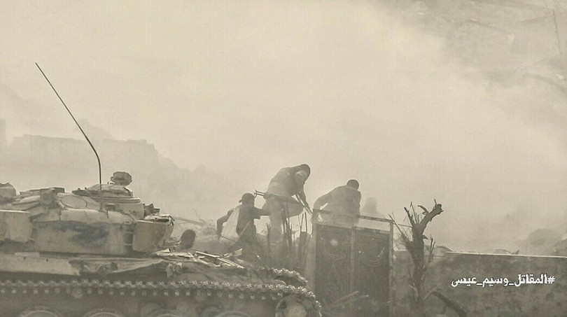 Hỏa lực Syria tấn công dữ dội phiến quân thánh chiến ven Damascus (video - ảnh) ảnh 12